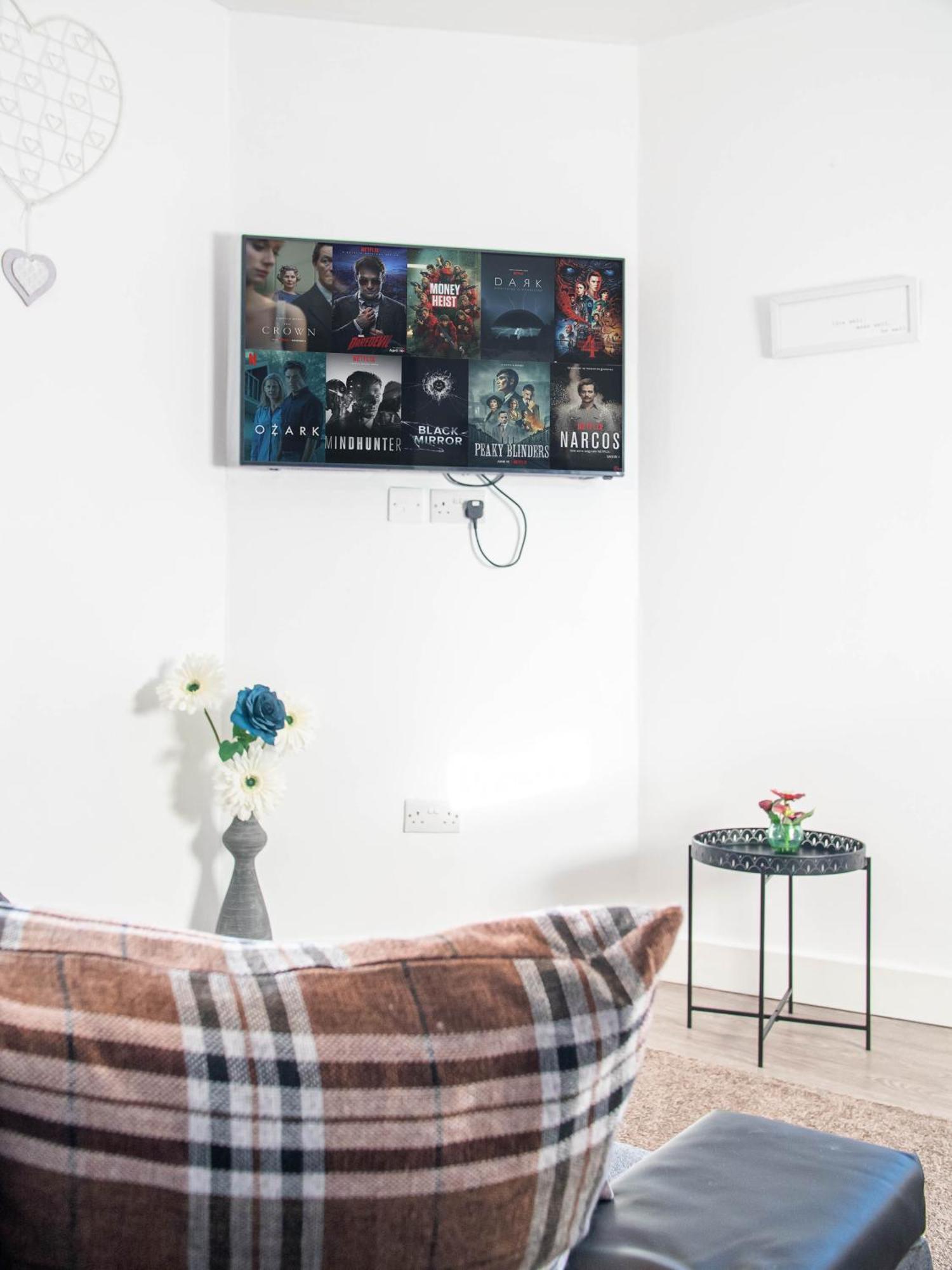 The Heart Of Huddersfield Hideaway 아파트 외부 사진